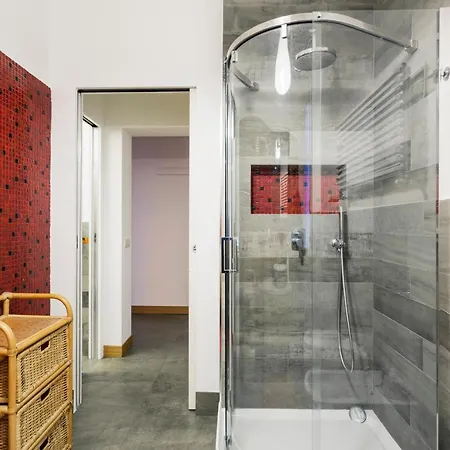 A Retreat In The Heart Of I Via Sapeto * Mailand